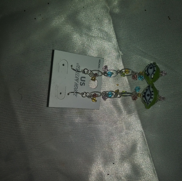 Earrings - Picture 2 of 2